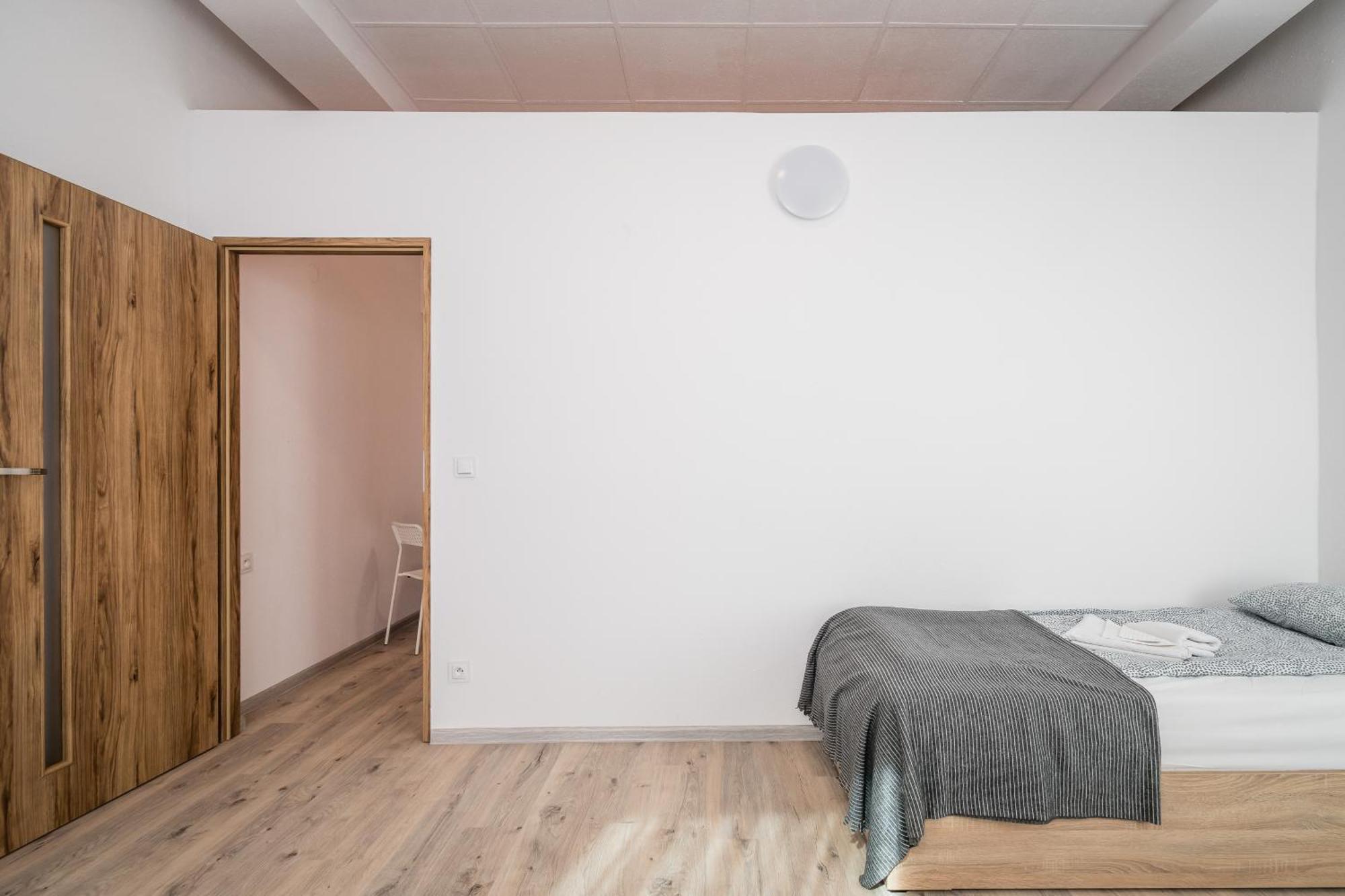 Jm Rooms Lubicz II Cracovie Extérieur photo